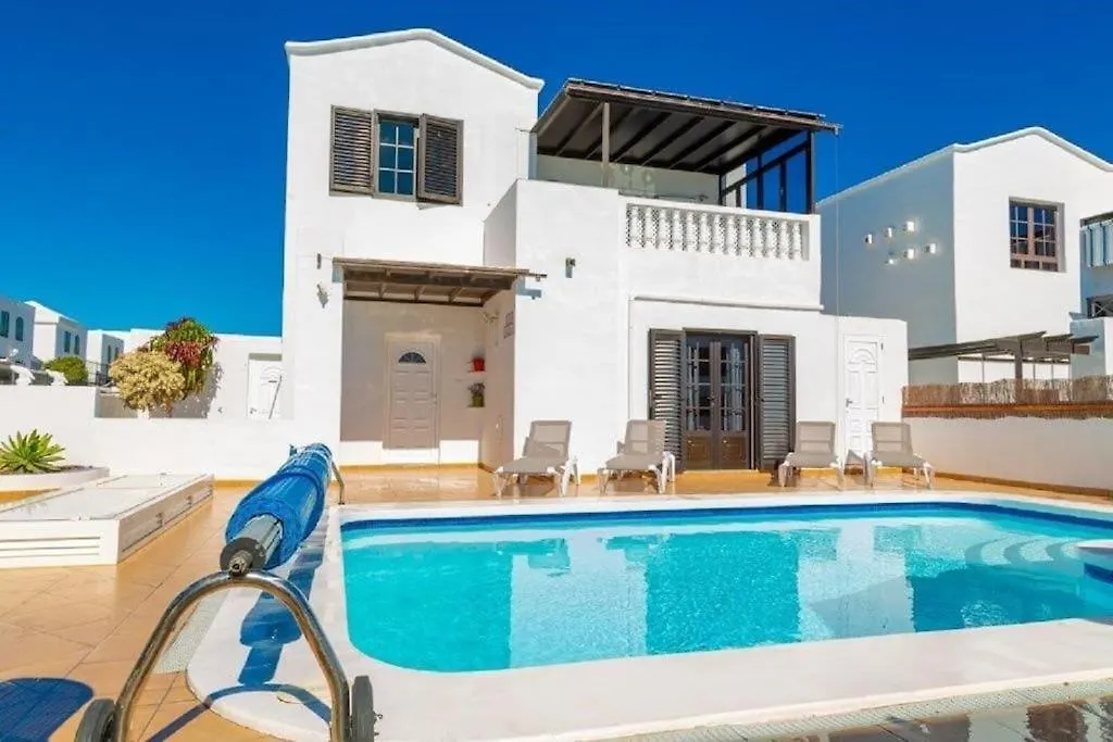Villa Colonia Puerto del Carmen  0*, Puerto del Carmen (Lanzarote) Spanien